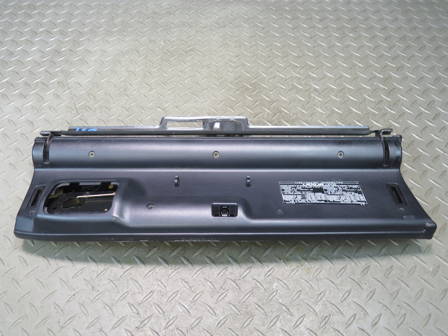 01-03 Lexus UCF30L LS430 Dash Upper Glove Box Black OEM