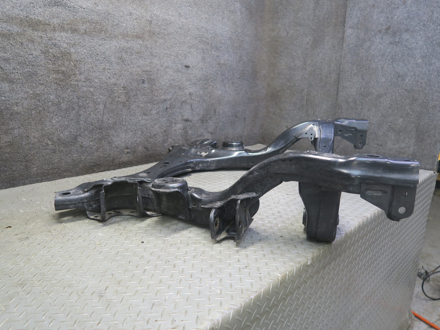 08-12 Lexus LS600hL LS460 AWD Front Subframe Crossmember Engine Cradle OEM