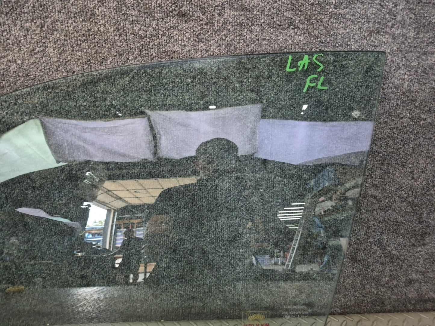 07-17 Lexus UVF46L LS600h LS460 Front Left Door Glass Window OEM