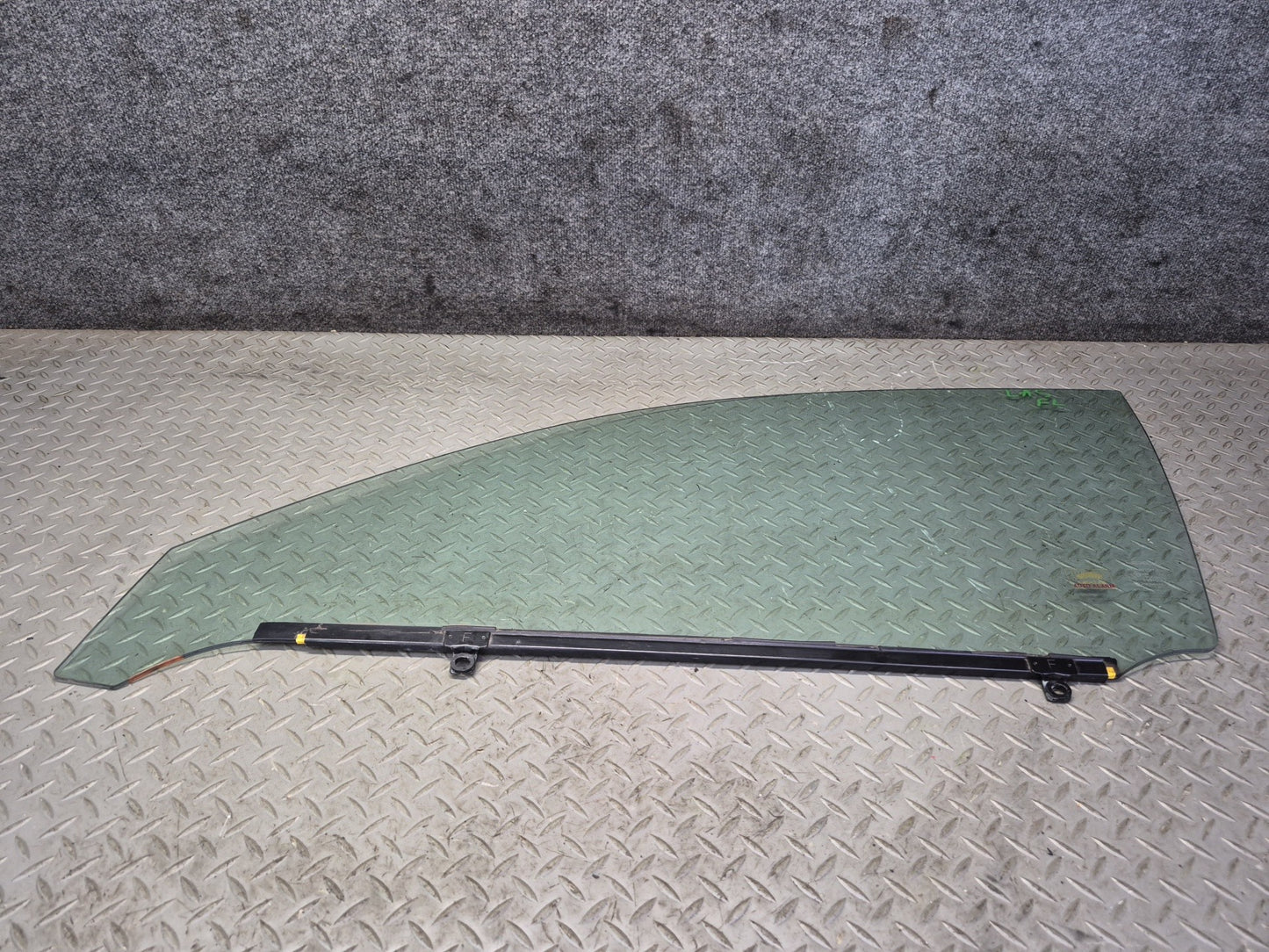 07-17 Lexus UVF46L LS600h LS460 Front Left Door Glass Window OEM