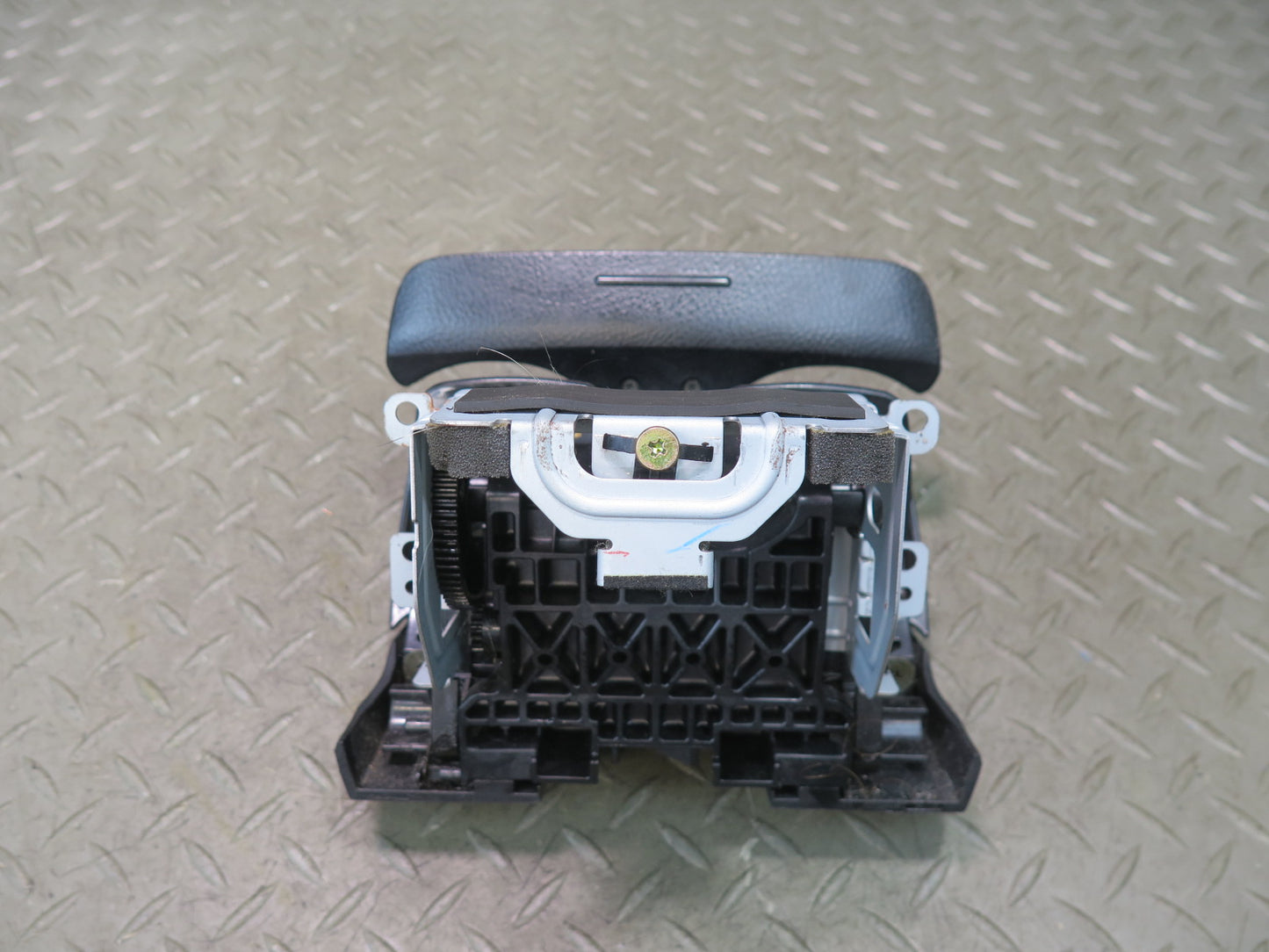 01-06 Lexus UCF30L LS430 Front Center Console CUP Holder Assembly OEM
