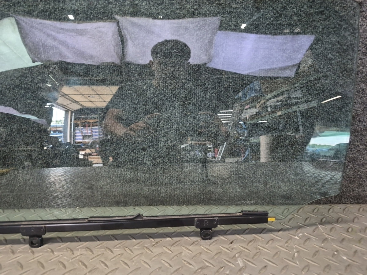 07-17 Lexus UVF46L LS600h LS600hL LS460 Rear Left Door Glass Window OEM