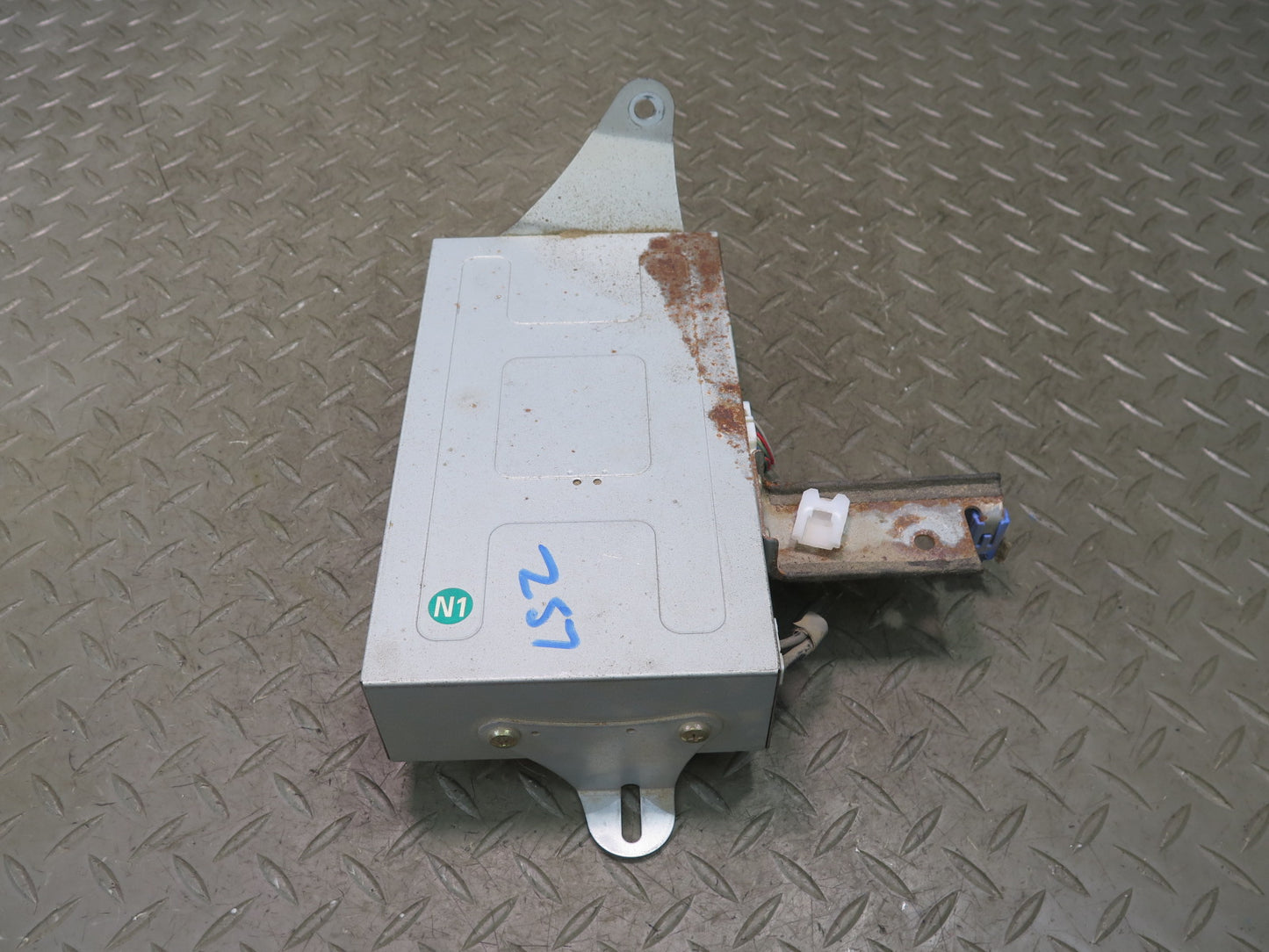 01-03 Lexus UCF30L LS430 Pioneer Audio Radio Amplifier AMP 86180-50041 OEM
