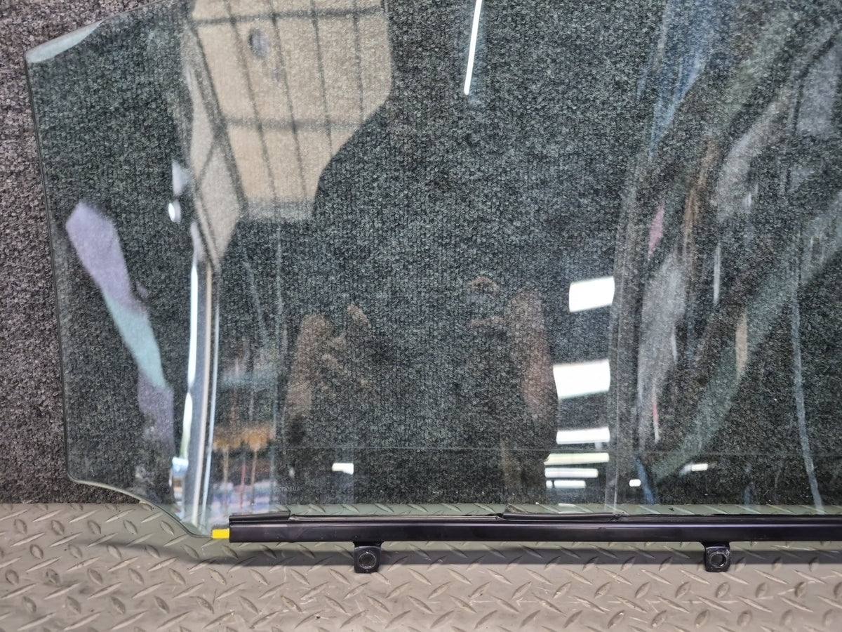 07-17 Lexus UVF46L LS600h LS600hL LS460 Rear Left Door Glass Window OEM