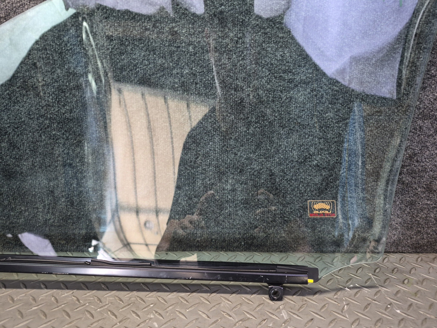 07-17 Lexus UVF46L LS600h LS460 Front Right Door Glass Window OEM