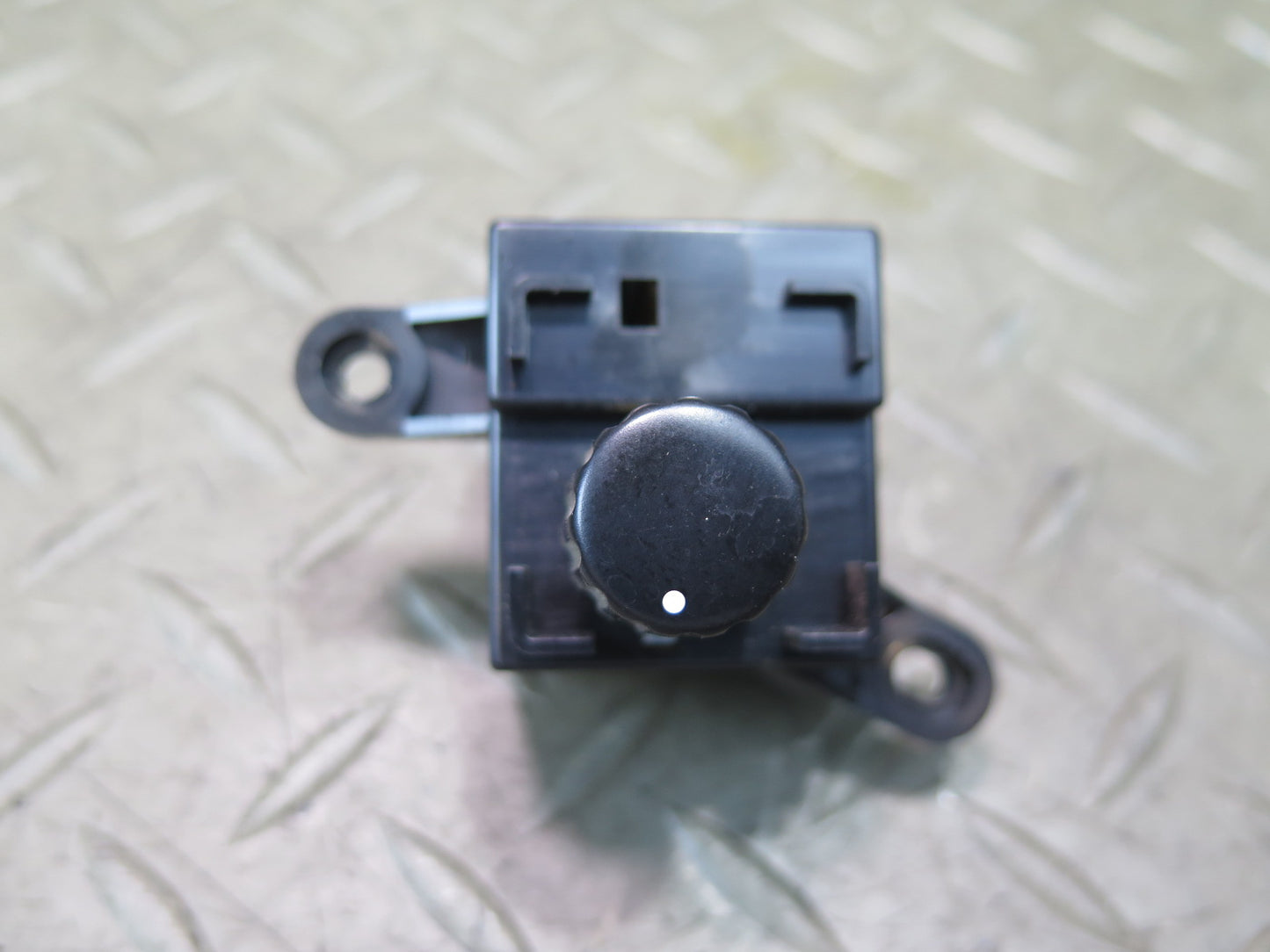 01-06 Lexus UCF30L LS430 Wireless Door Lock Buzzer Controller Switch OEM