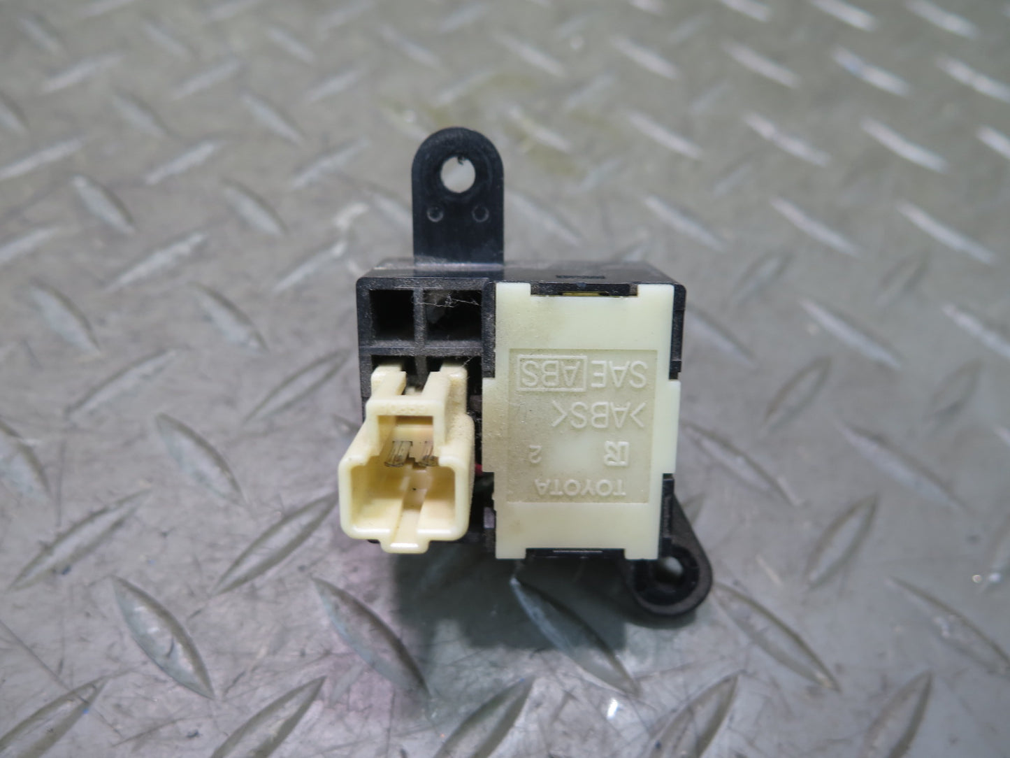 01-06 Lexus UCF30L LS430 Wireless Door Lock Buzzer Controller Switch OEM