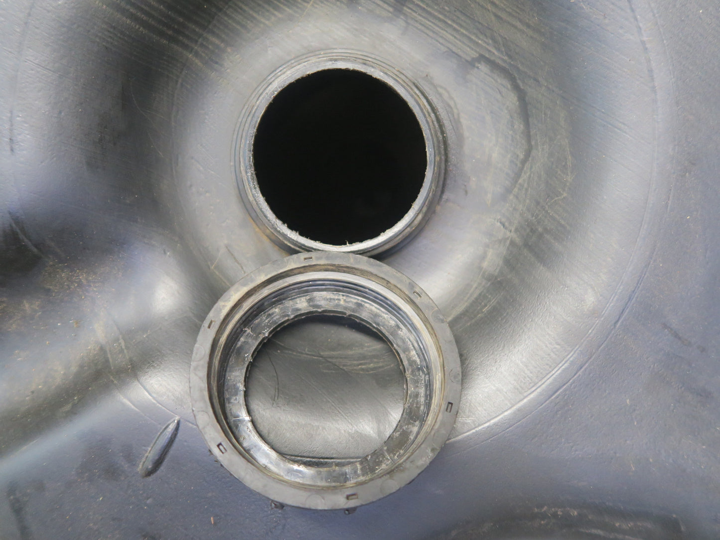 1984-1995 Porsche 928 S Fuel Tank Unit