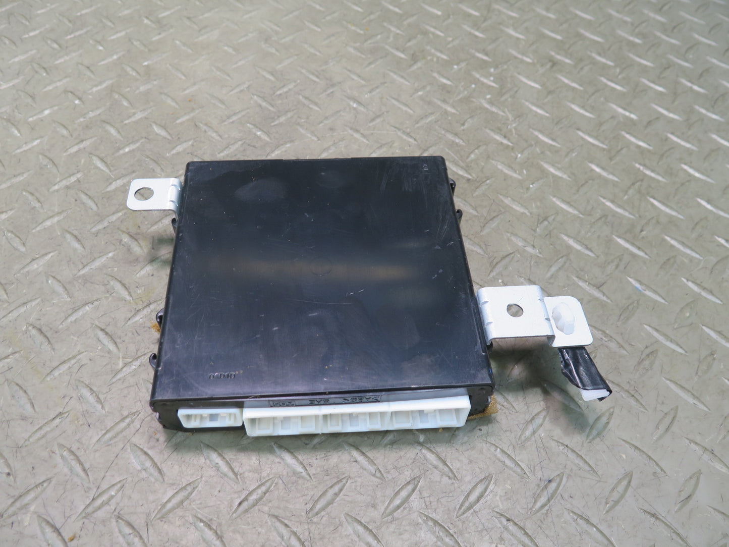 01-03 Lexus UCF30L LS430 Front Right Door Control Module 89222-50170 OEM