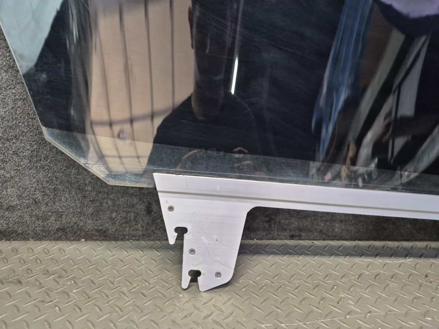 03-10 Bentley Continental GT Coupe Left Door Glass Window