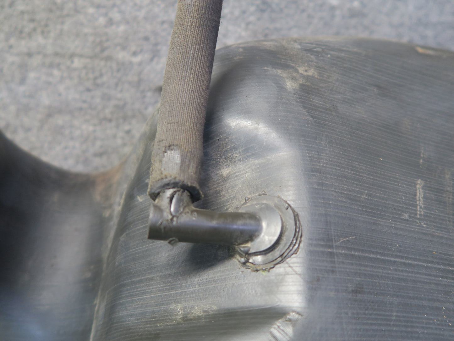 1984-1995 Porsche 928 S Fuel Tank Unit