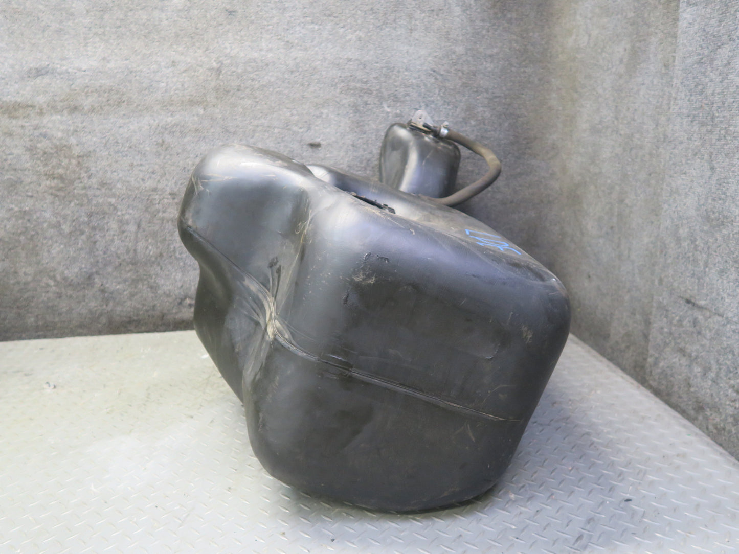 1984-1995 Porsche 928 S Fuel Tank Unit