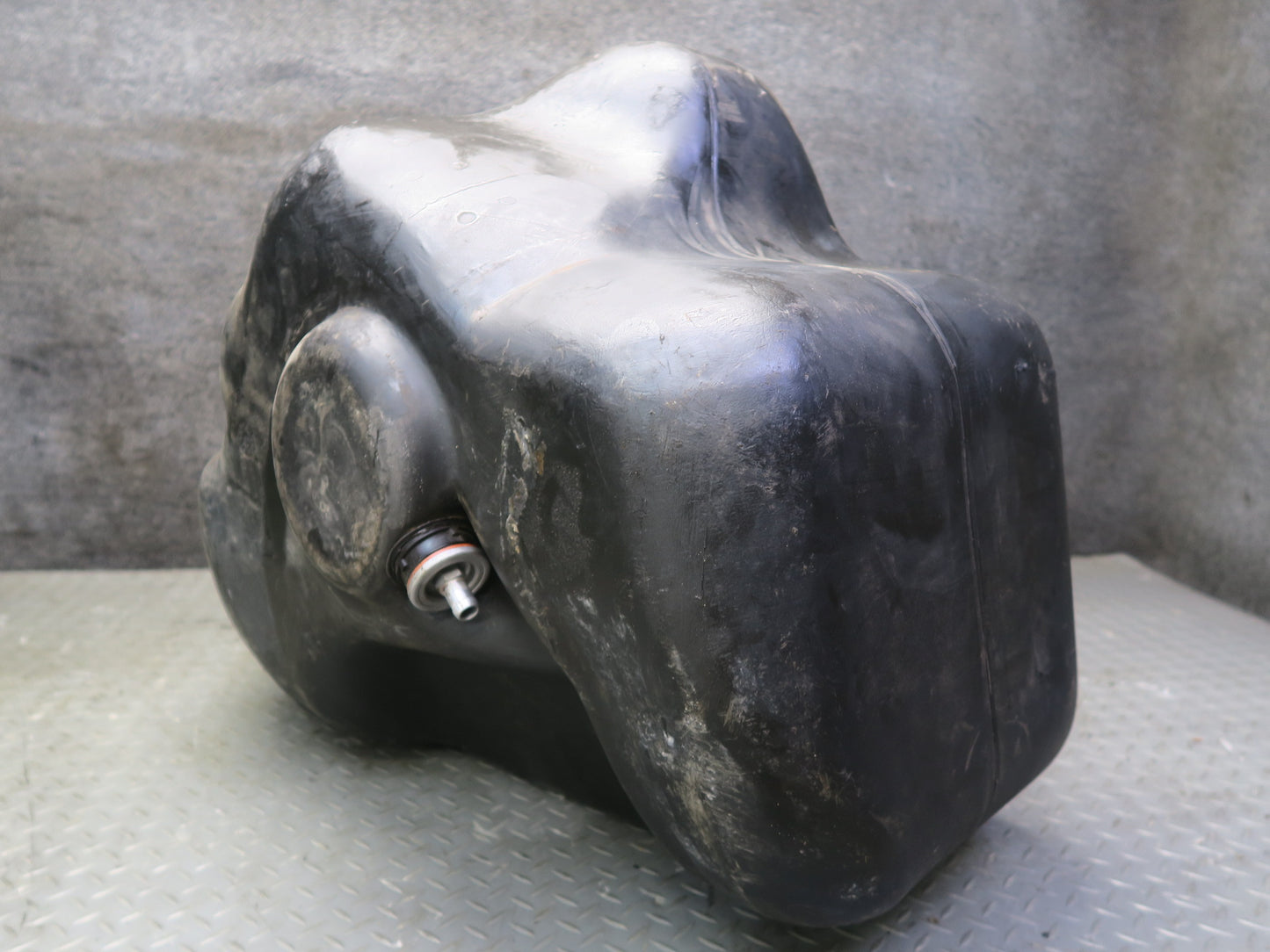 1984-1995 Porsche 928 S Fuel Tank Unit