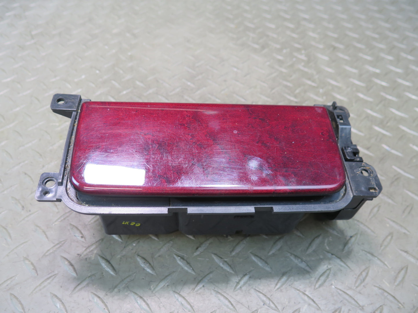 01-06 Lexus UCF30L LS430 Center Console Ashtray w Lighter 74110-50070 OEM