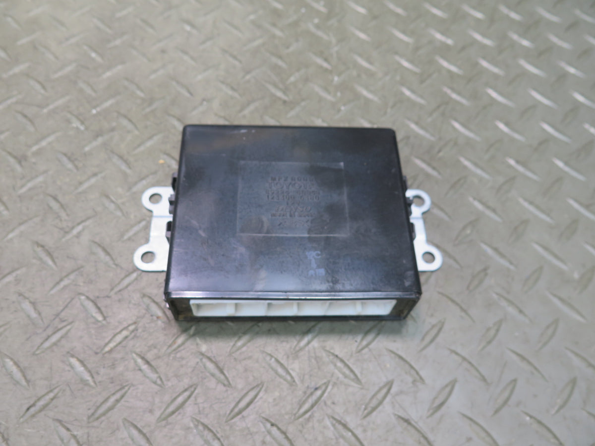 01-03 Lexus UCF30L LS430 Rear Door Multiplex Control Module 89224-50040 OEM