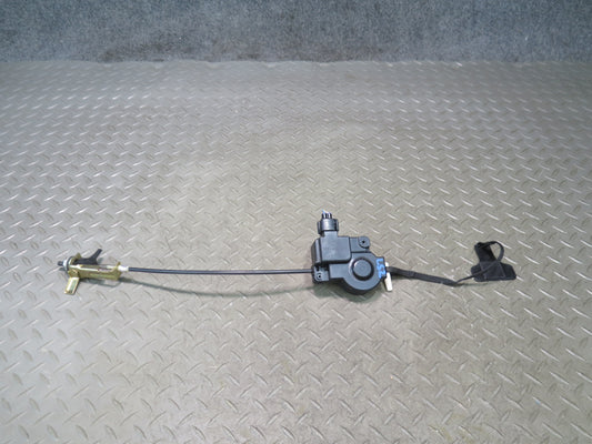 01-06 Lexus UCF30L LS430 Fuel Tank Filler Door Lid Actuator Motor OEM