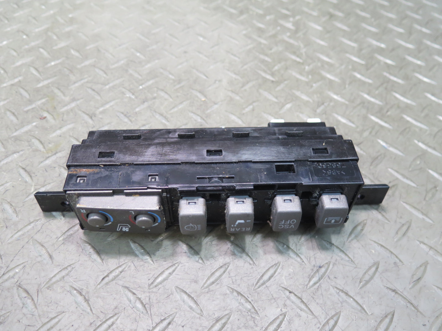 01-06 Lexus UCF30L LS430 Dash Heated Seat VSC Sun Shade Switch Panel OEM