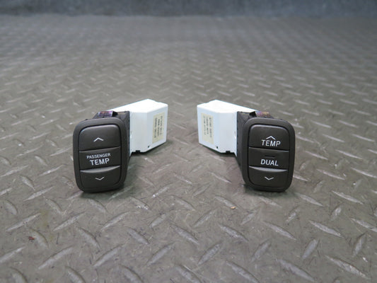 01-06 Lexus UCF30L LS430 Set of 2 Temperature Control Button Switch OEM
