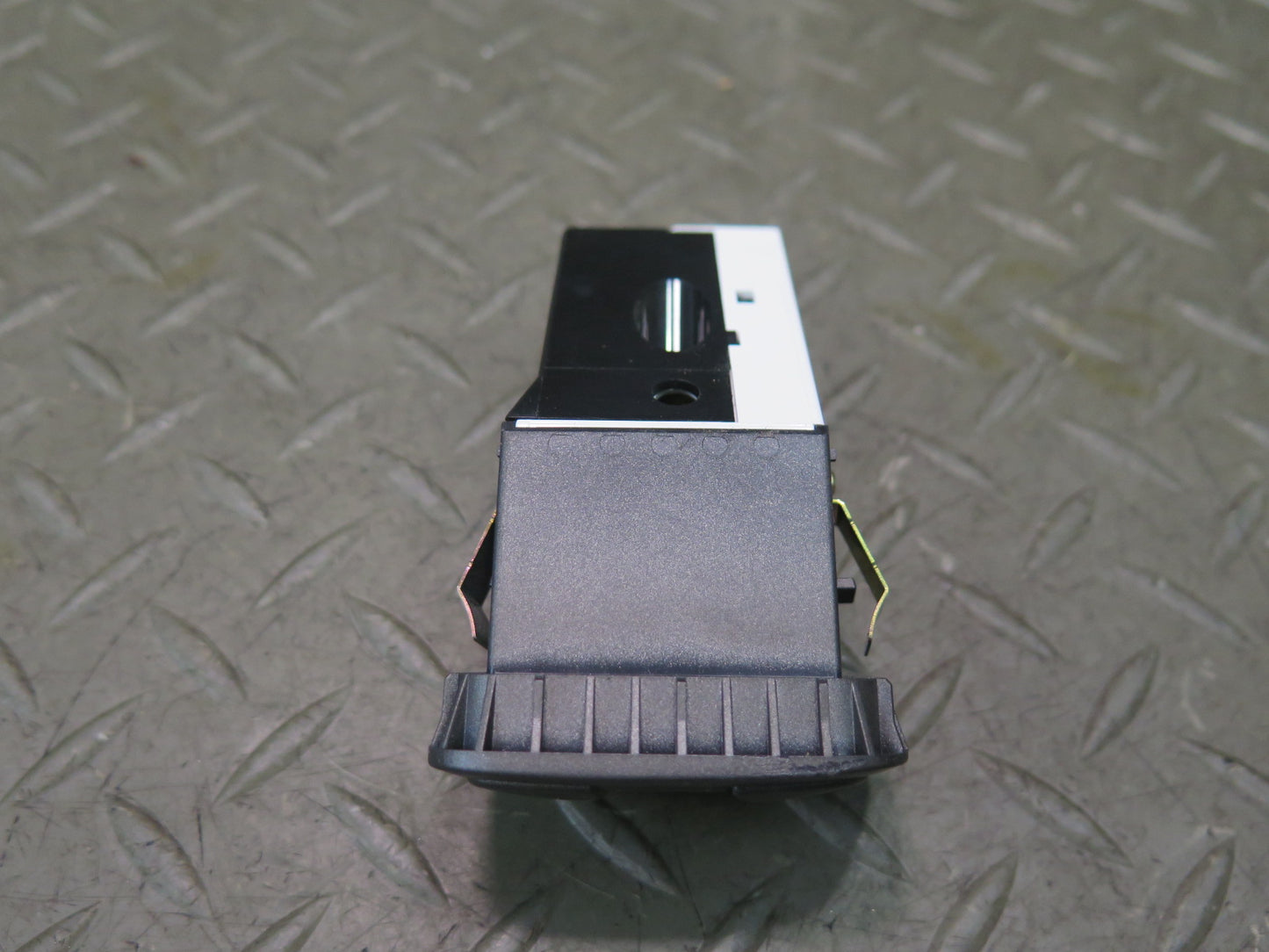01-06 Lexus UCF30L LS430 Set of 2 Temperature Control Button Switch OEM
