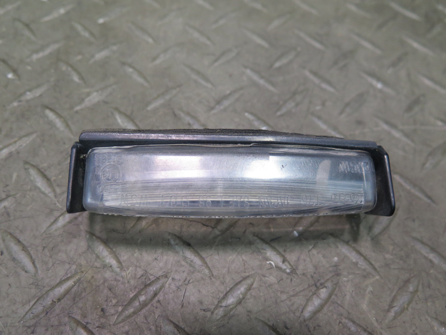 01-06 Lexus UCF30L LS430 Set of 2 Rear Trunk License Plate Light Lamp OEM