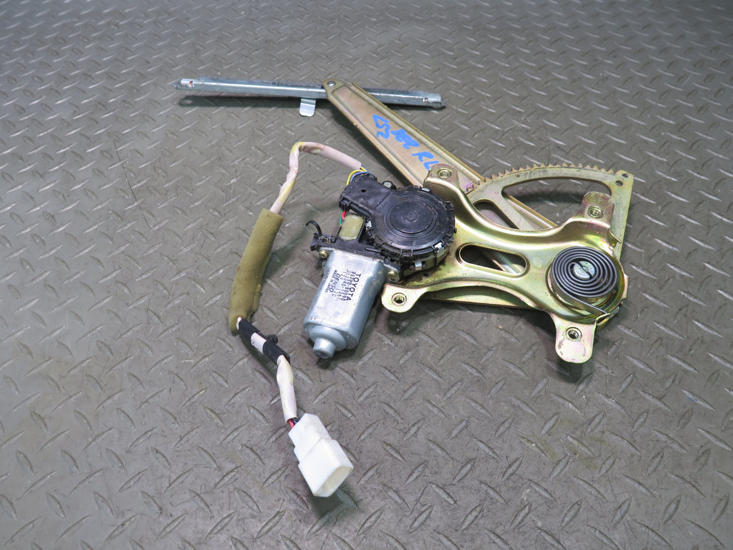 01-06 Lexus UCF30L LS430 Rear Left Door Window Regulator w Motor OEM