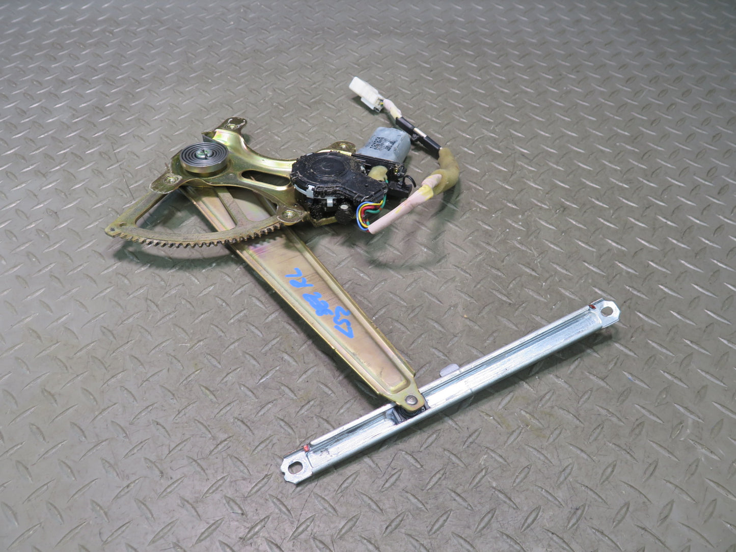 01-06 Lexus UCF30L LS430 Rear Left Door Window Regulator w Motor OEM