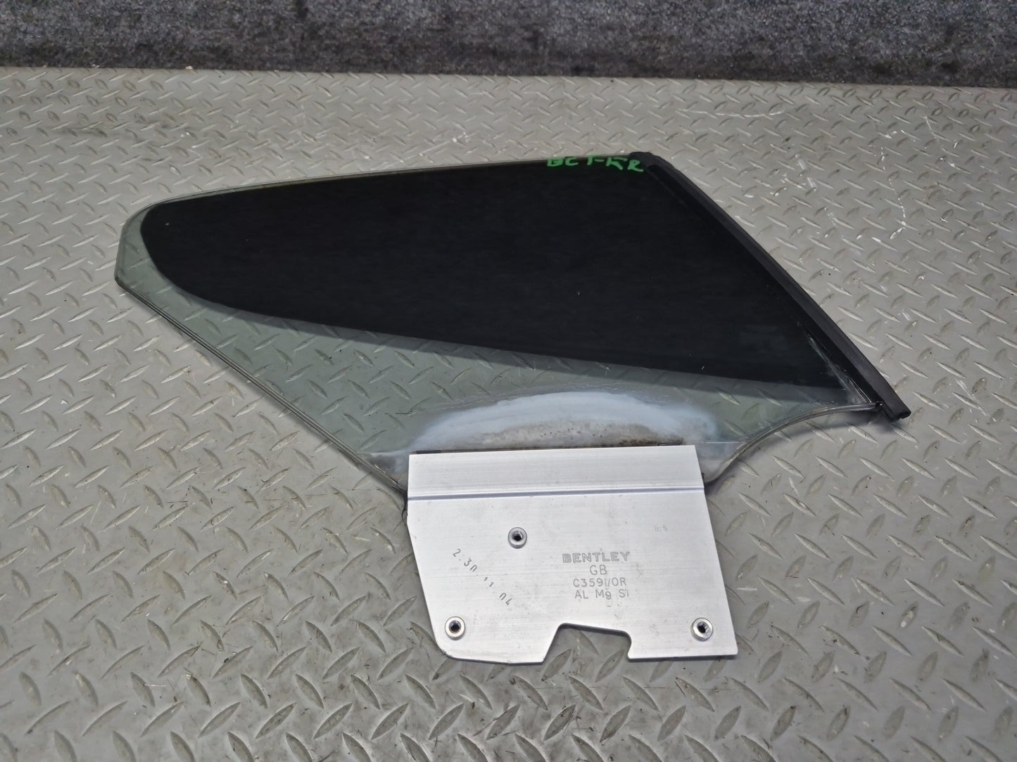 03-10 Bentley Continental GT Coupe Rear Right Quarter Glass Window