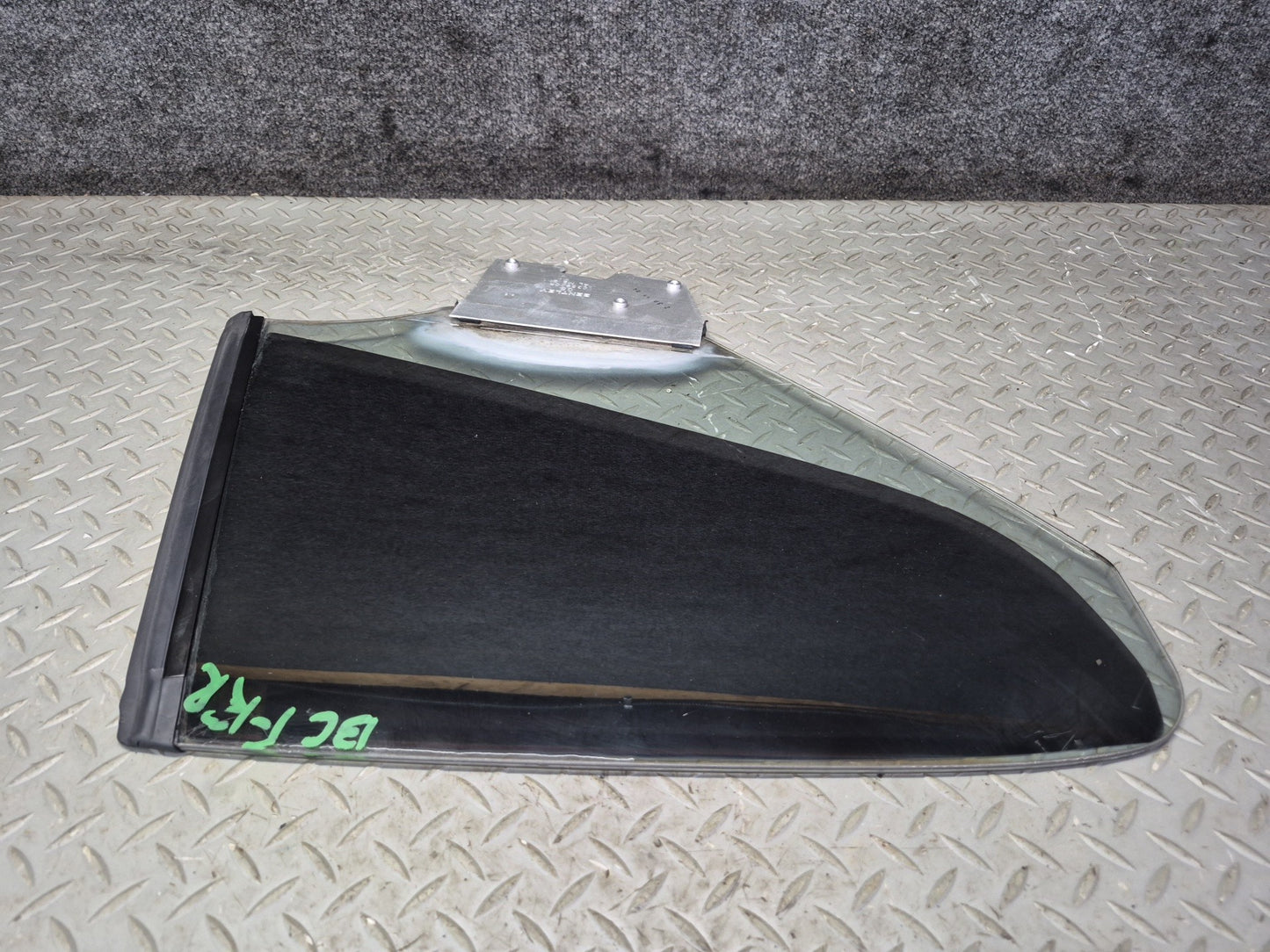 03-10 Bentley Continental GT Coupe Rear Right Quarter Glass Window