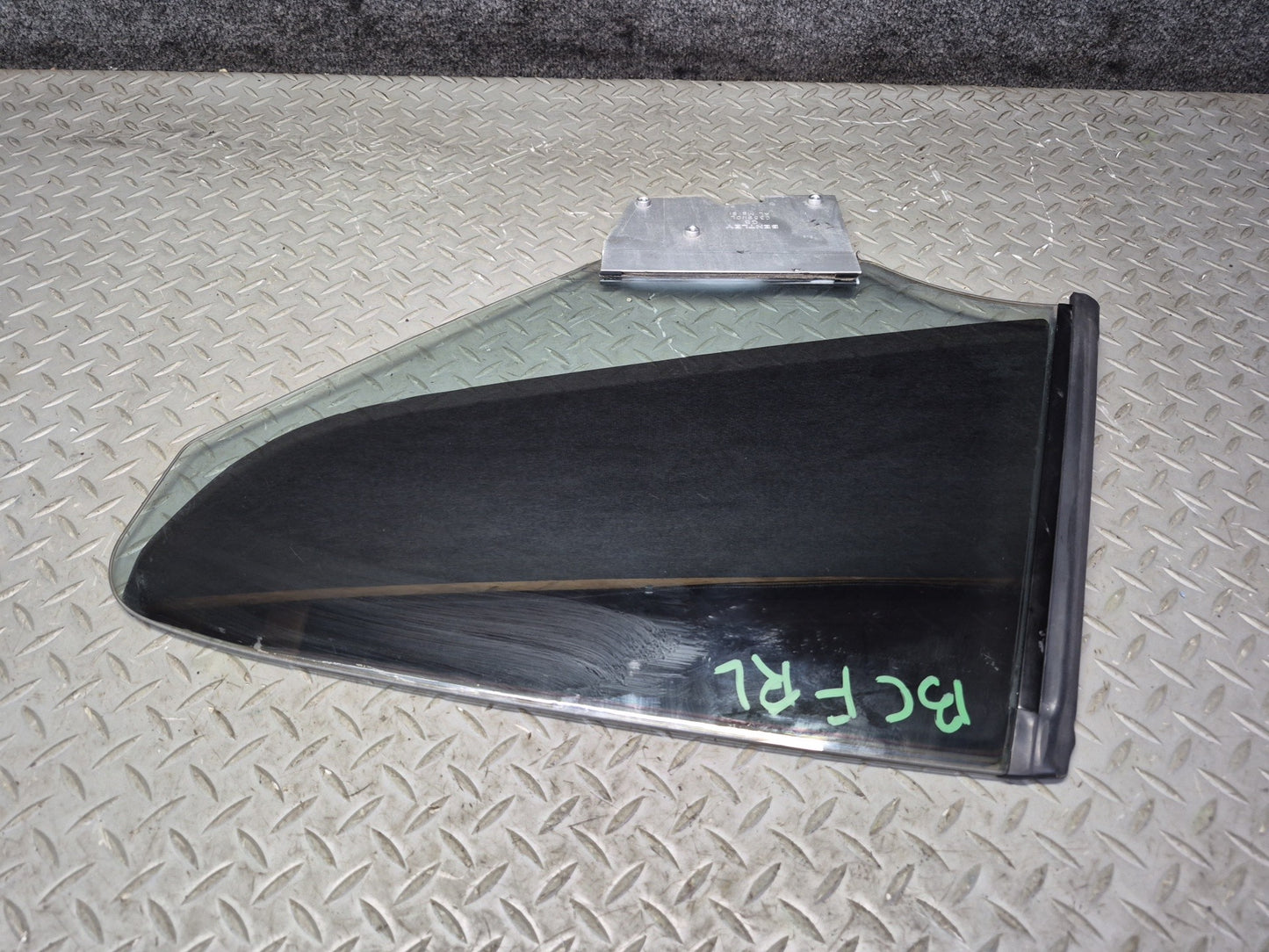 03-10 Bentley Continental GT Coupe Rear Left Quarter Glass Window