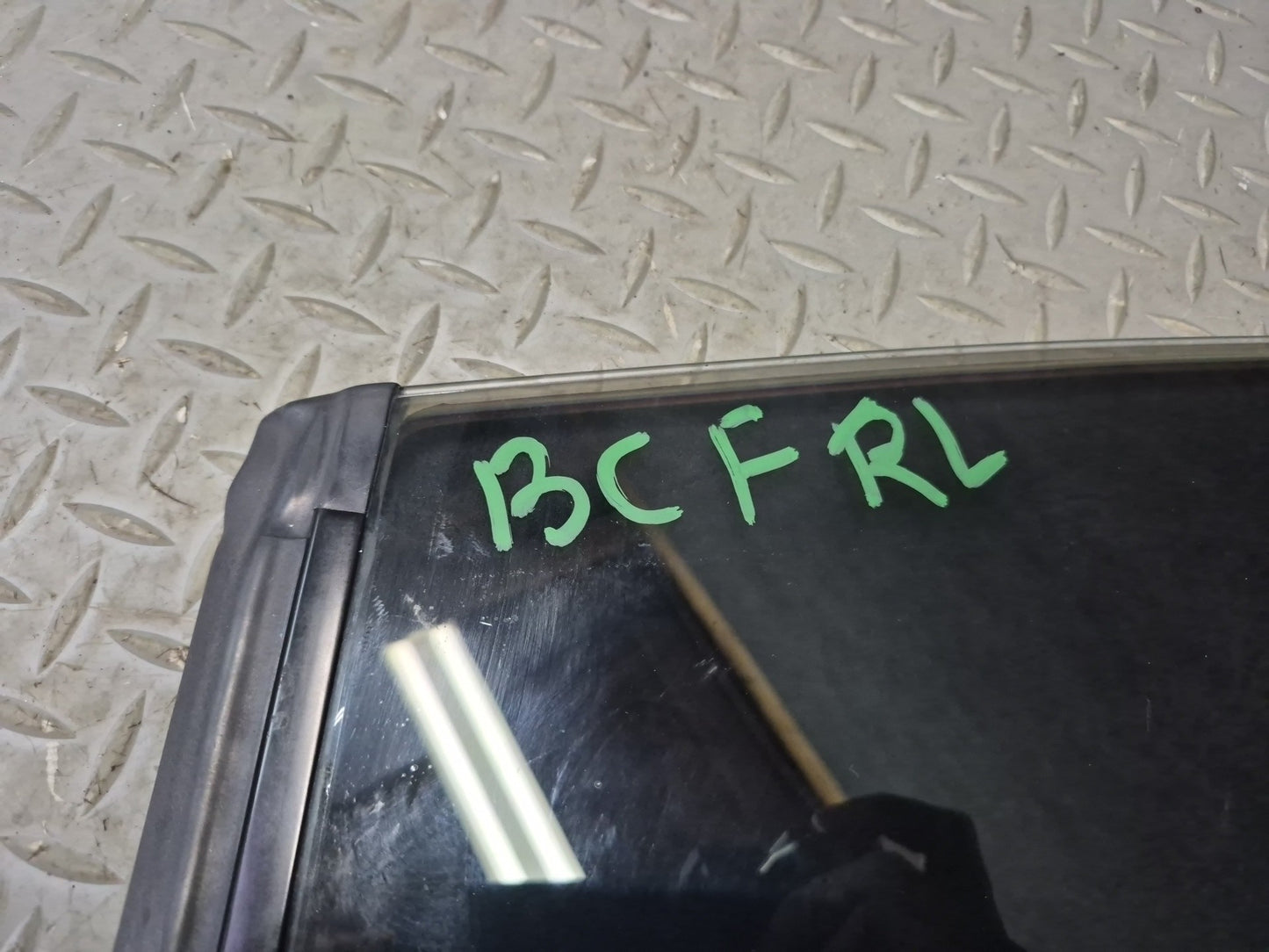 03-10 Bentley Continental GT Coupe Rear Left Quarter Glass Window