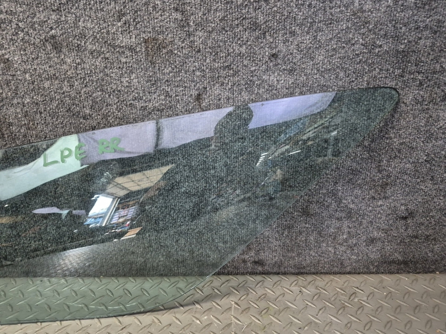 1984-1991 Porsche 928 Rear Right Pass Side Quarter Glass Window