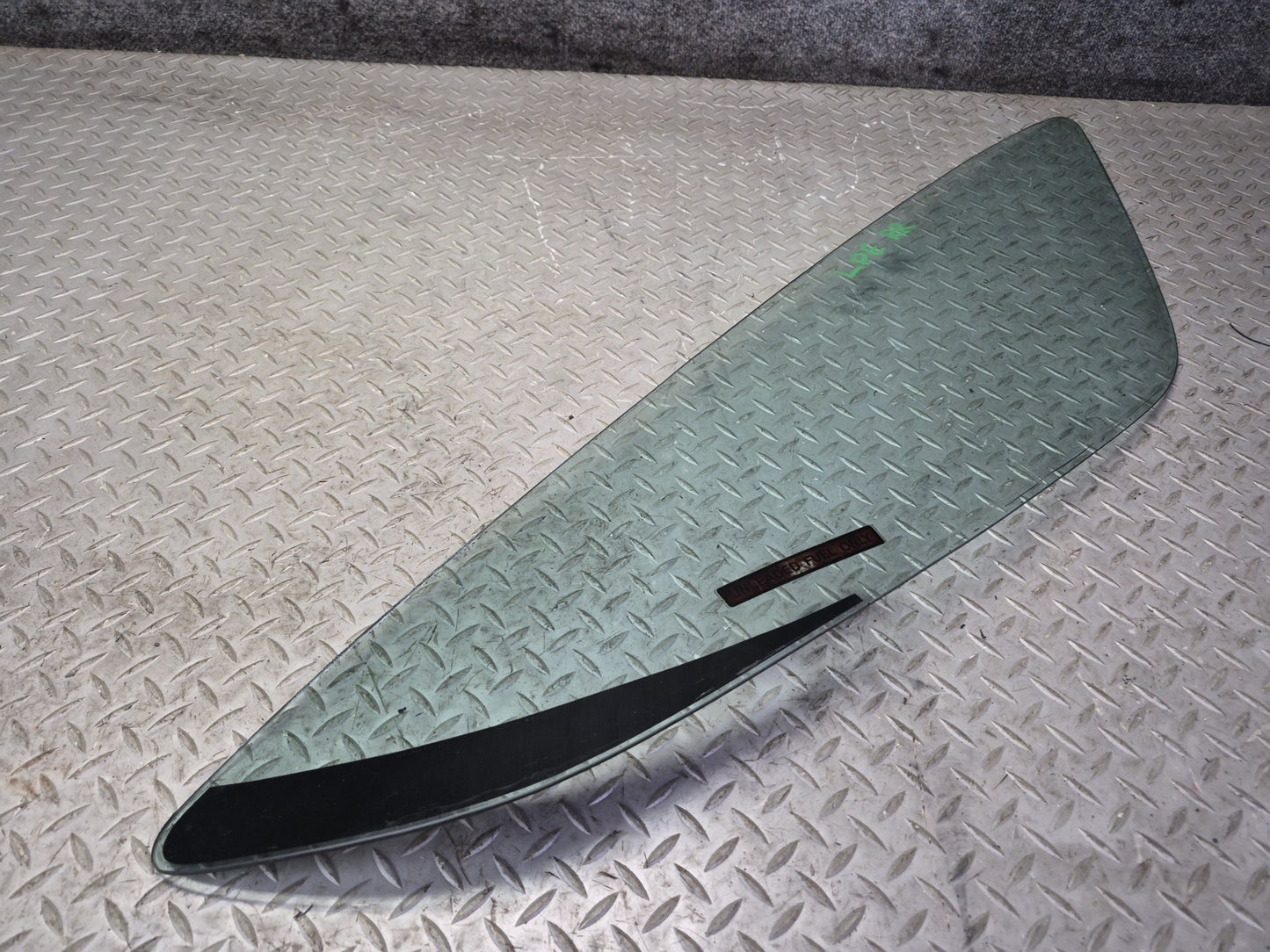 1984-1991 Porsche 928 Rear Right Pass Side Quarter Glass Window