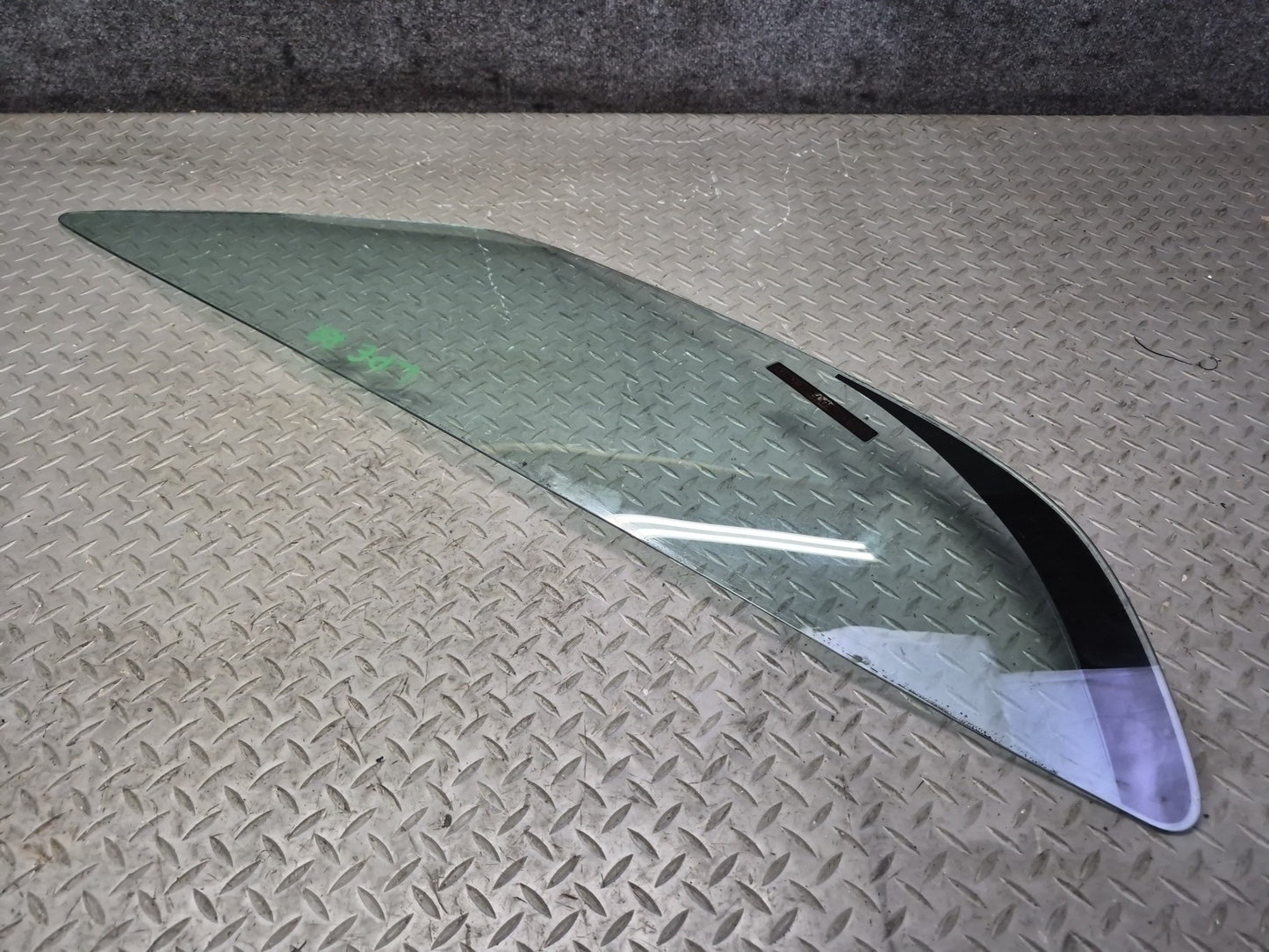 1984-1991 Porsche 928 Rear Right Pass Side Quarter Glass Window