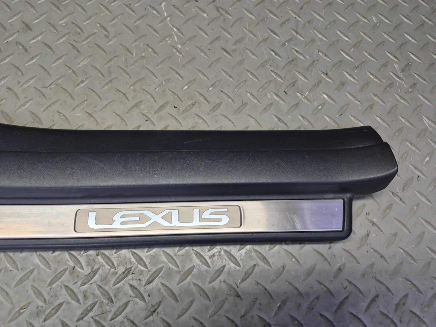 01-06 Lexus UCF30L LS430 Set of 2 Rear Door Scuff Sill Plate Trim Panel OEM