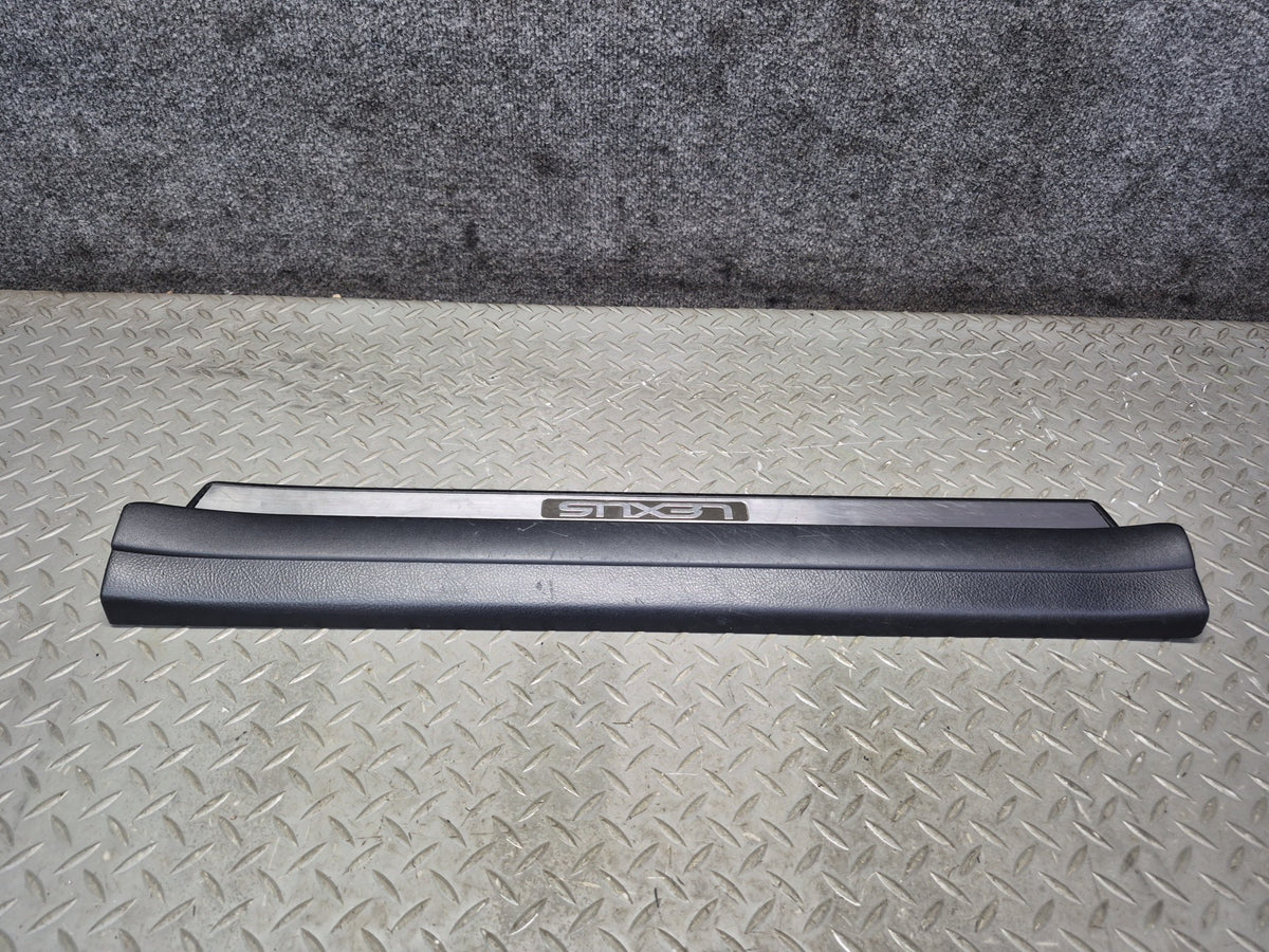 01-06 Lexus UCF30L LS430 Set of 2 Front Door Scuff Sill Plate Trim Panel OEM
