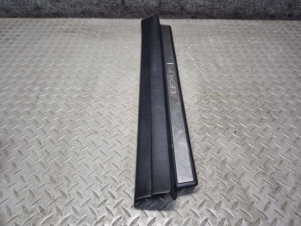 01-06 Lexus UCF30L LS430 Set of 2 Front Door Scuff Sill Plate Trim Panel OEM