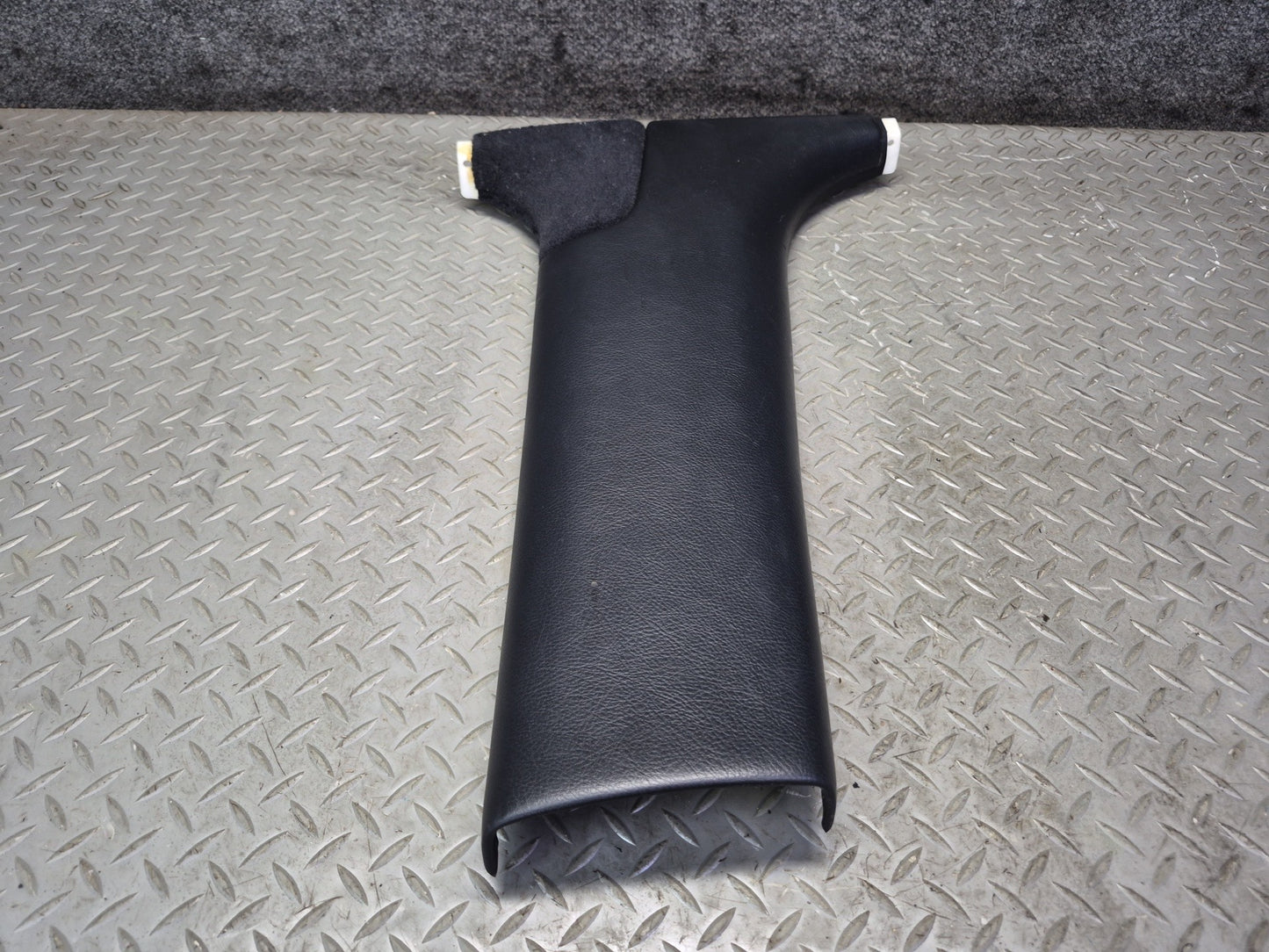 01-03 Lexus UCF30L LS430 Center Left & Right Lower B Pillar Trim Cover Panel OEM