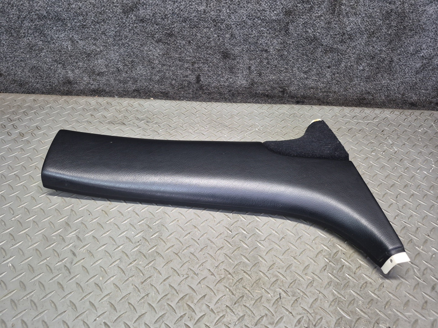 01-03 Lexus UCF30L LS430 Center Left & Right Lower B Pillar Trim Cover Panel OEM