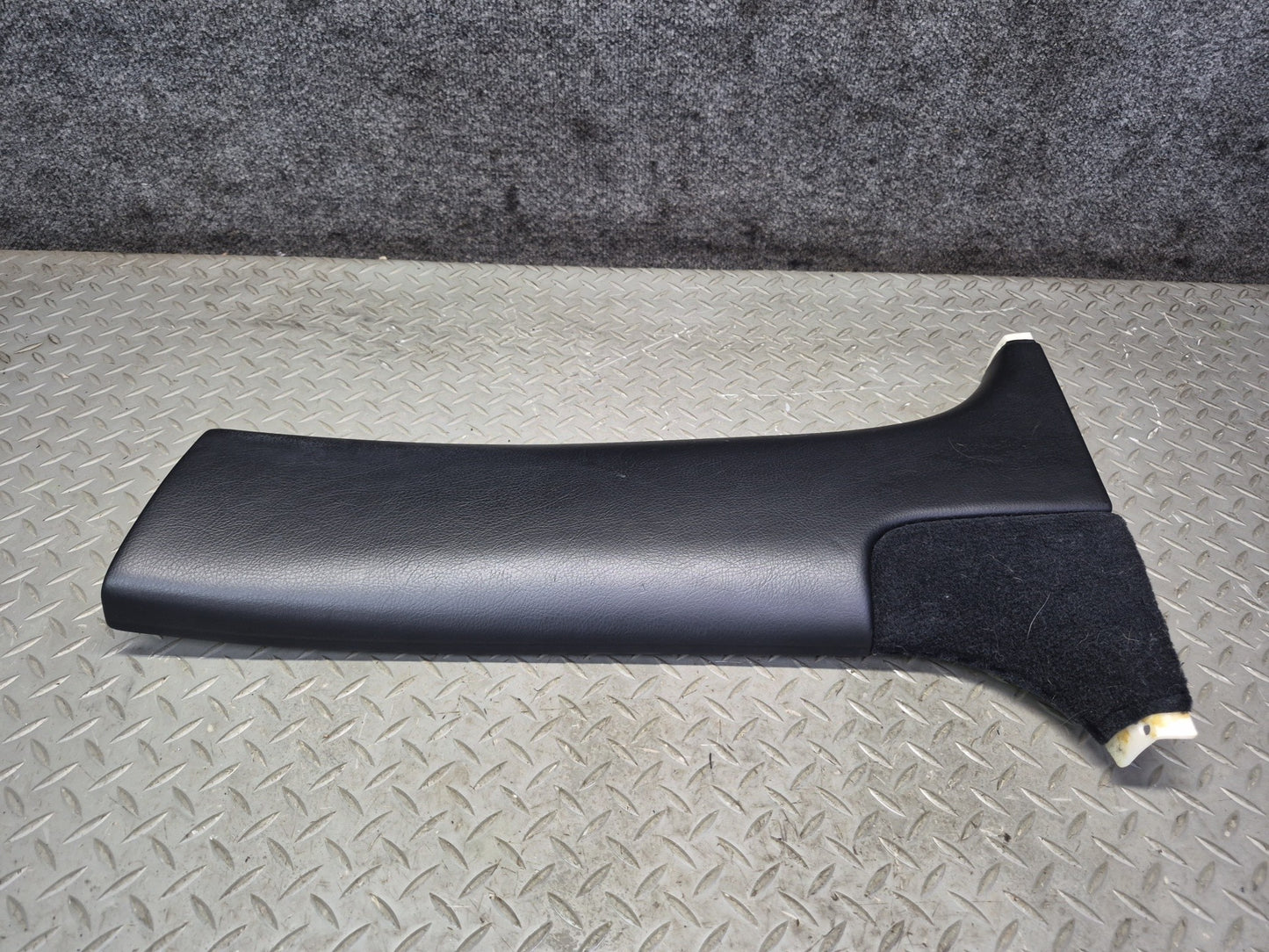01-03 Lexus UCF30L LS430 Center Left & Right Lower B Pillar Trim Cover Panel OEM