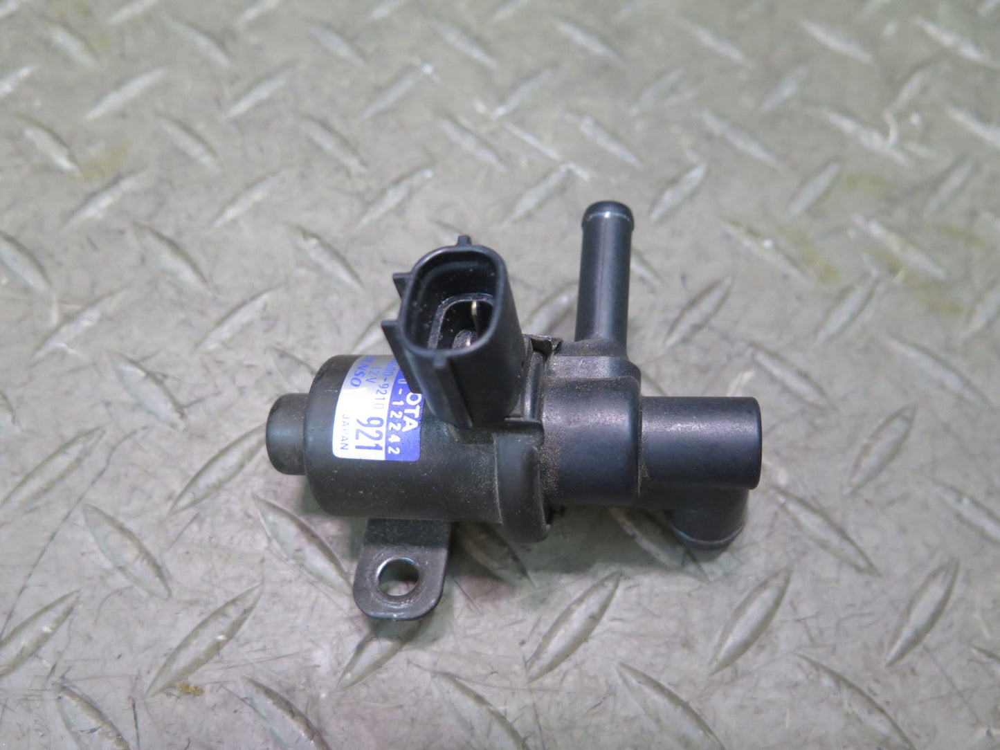 01-06 Lexus UCF30L LS430 Vacuum Valve Switch 90910-12242 OEM