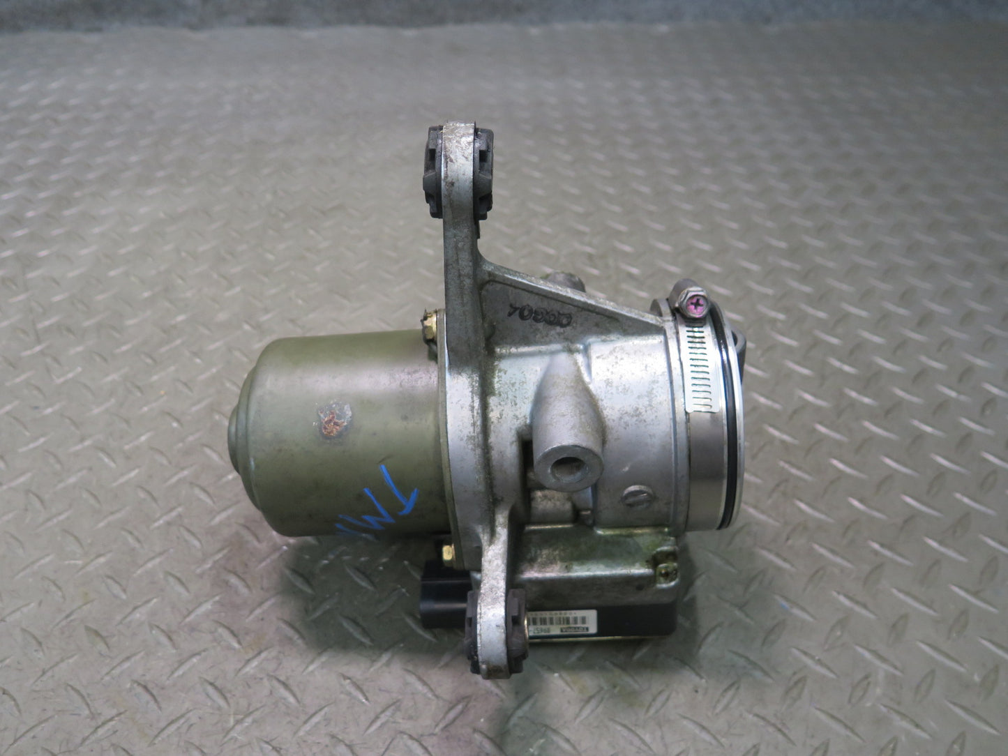 00-05 Toyota MR2 Spyder ZZW30L Power Steering Pump 89657-17010 OEM
