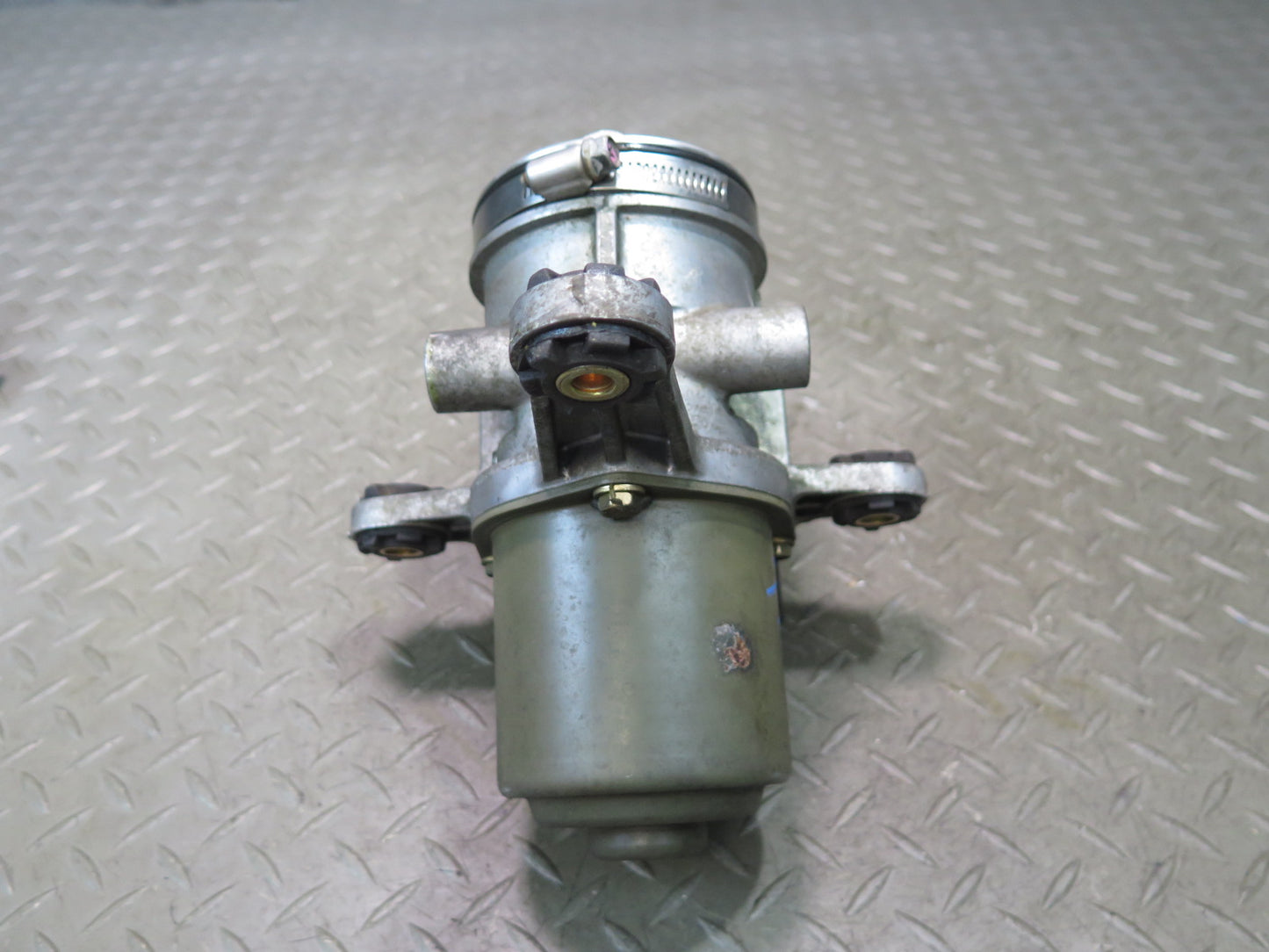 00-05 Toyota MR2 Spyder ZZW30L Power Steering Pump 89657-17010 OEM