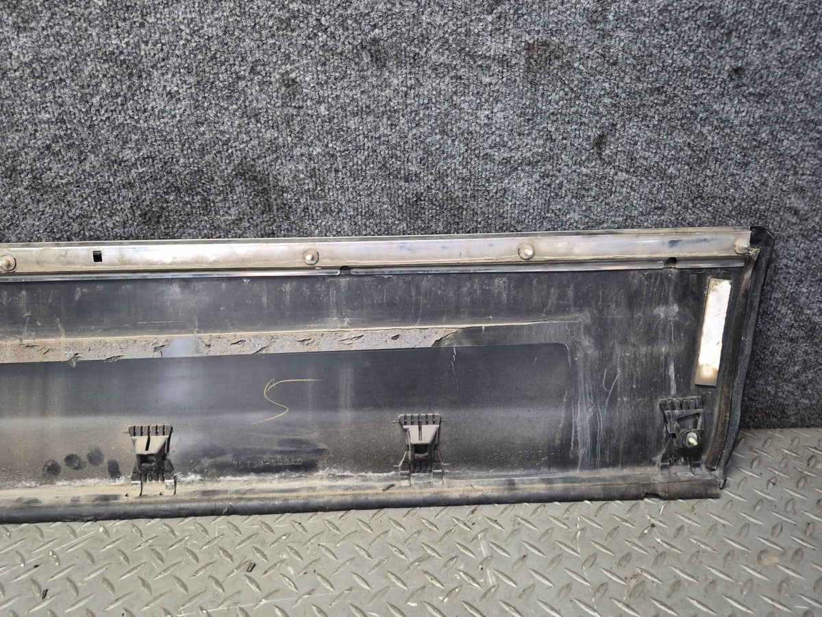01-03 Lexus UCF30L LS430 Left Fender Door Lower Exterior Molding Trim Set OEM