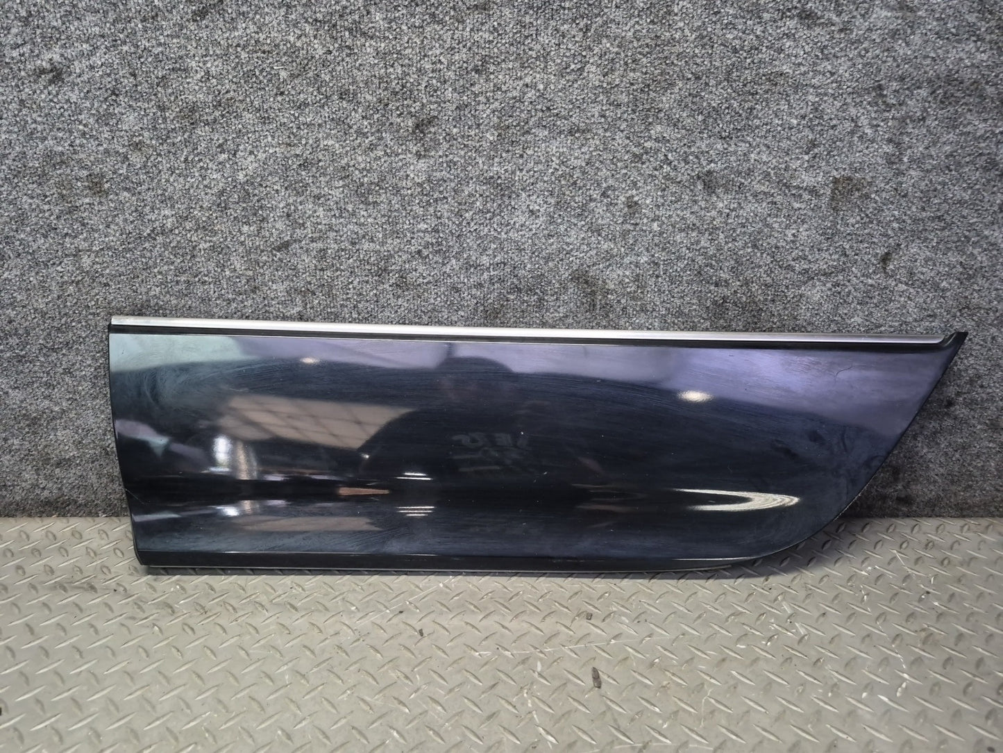 01-03 Lexus UCF30L LS430 Left Fender Door Lower Exterior Molding Trim Set OEM