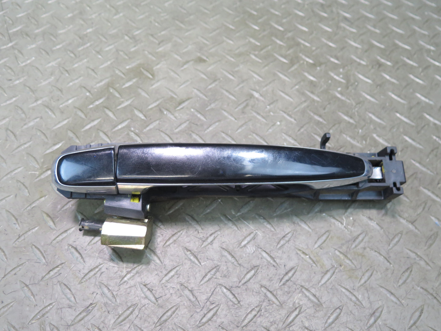 01-03 Lexus UCF30L LS430 Rear Left & Right Door Exterior Handle Set Black OEM