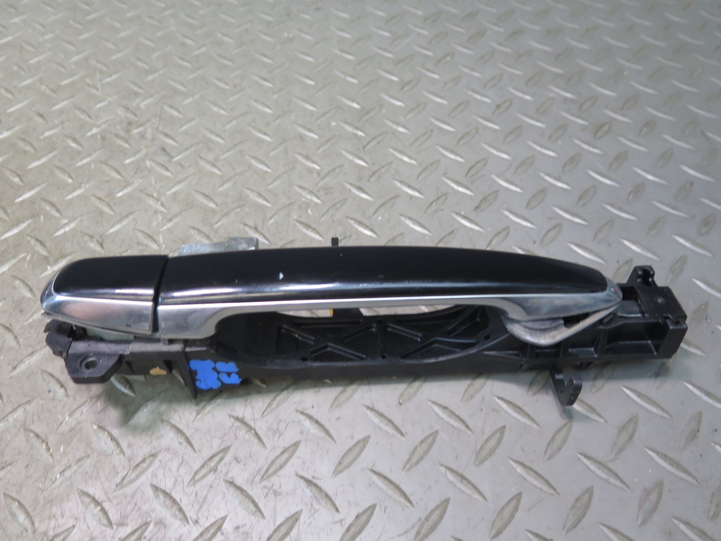 01-03 Lexus LS430 Front Left & Right Door Exterior Handle Set Black OEM