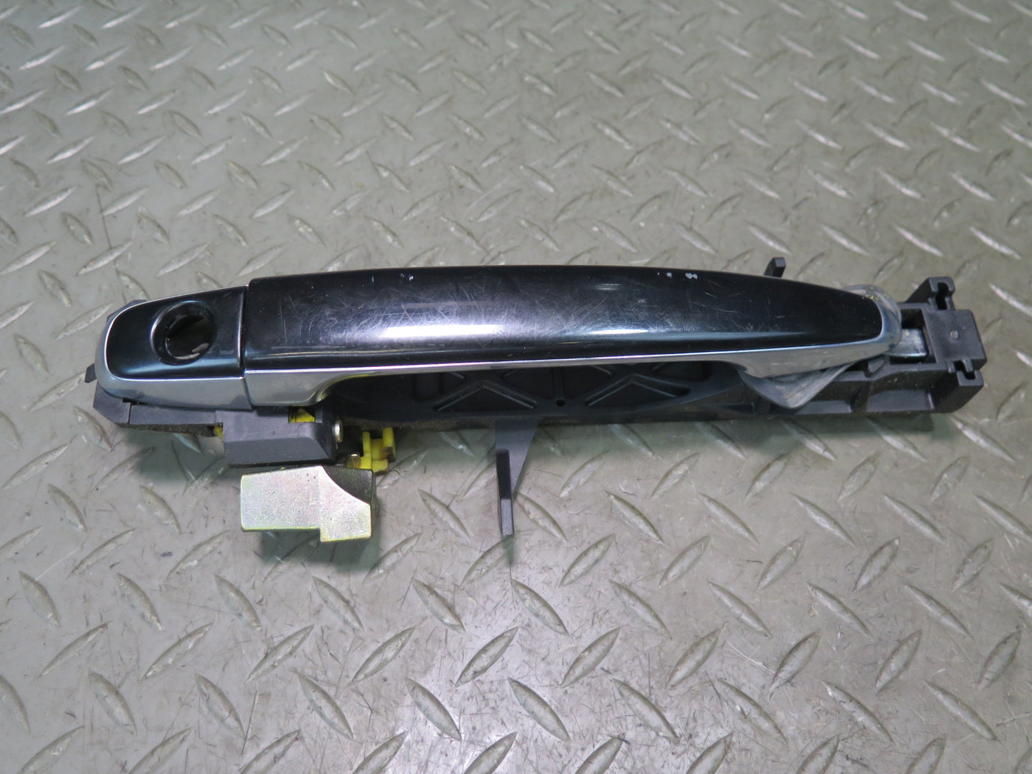 01-03 Lexus LS430 Front Left & Right Door Exterior Handle Set Black OEM
