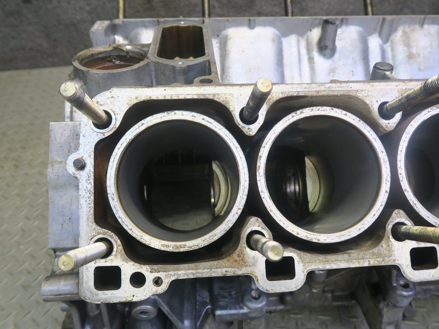 1985-1986 Porsche 928 S 5.0L M28.44 Engine Motor Short Block 93k Miles