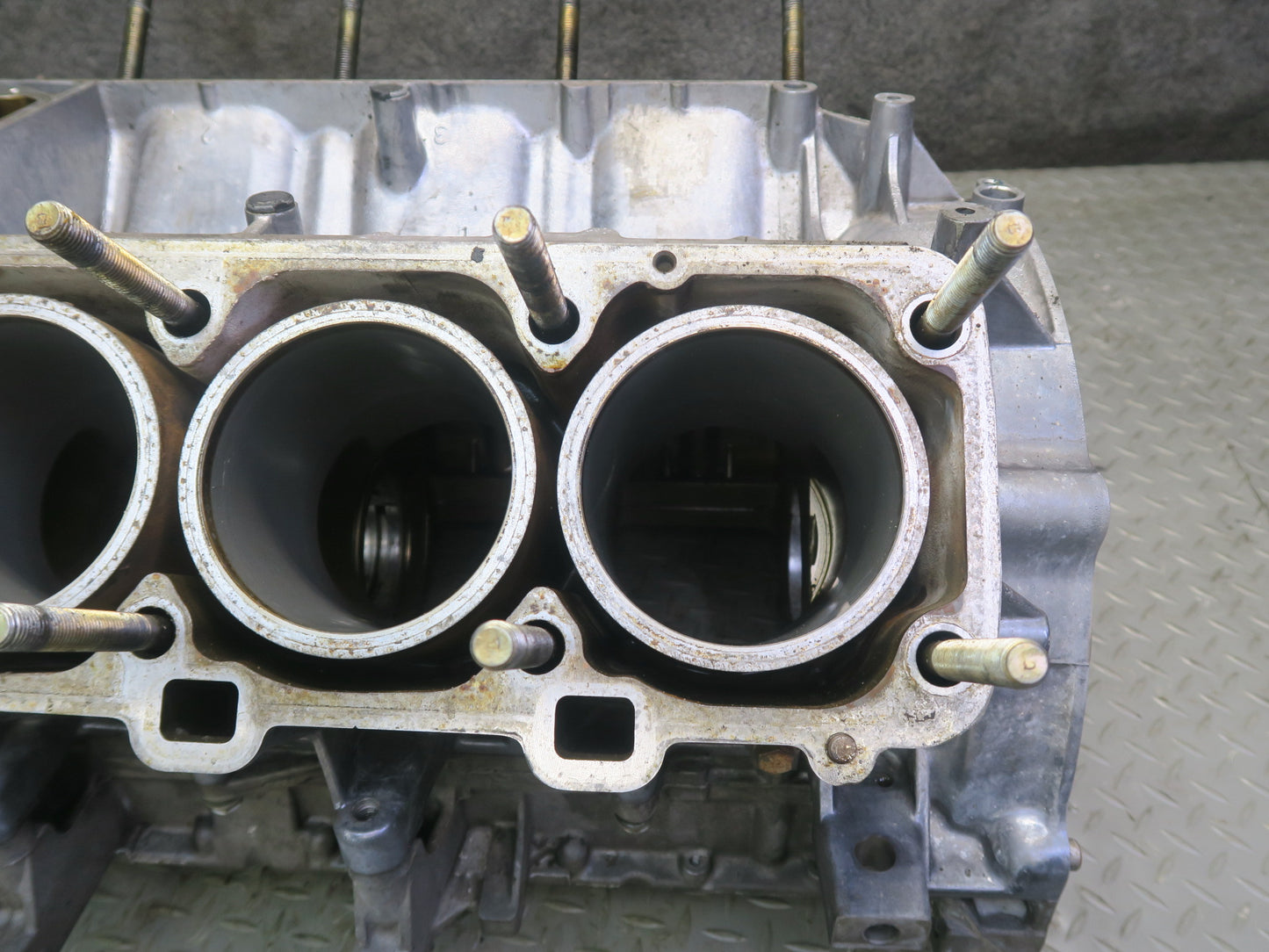 1985-1986 Porsche 928 S 5.0L M28.44 Engine Motor Short Block 93k Miles
