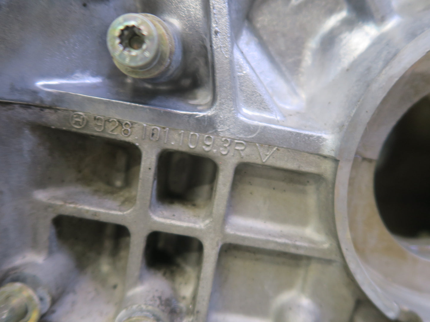 1985-1986 Porsche 928 S 5.0L M28.44 Engine Motor Short Block 93k Miles